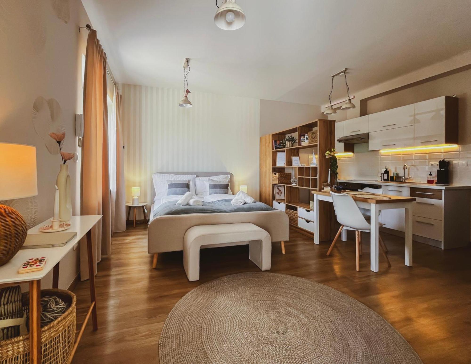 Napsugar Apartman Keszthely Εξωτερικό φωτογραφία